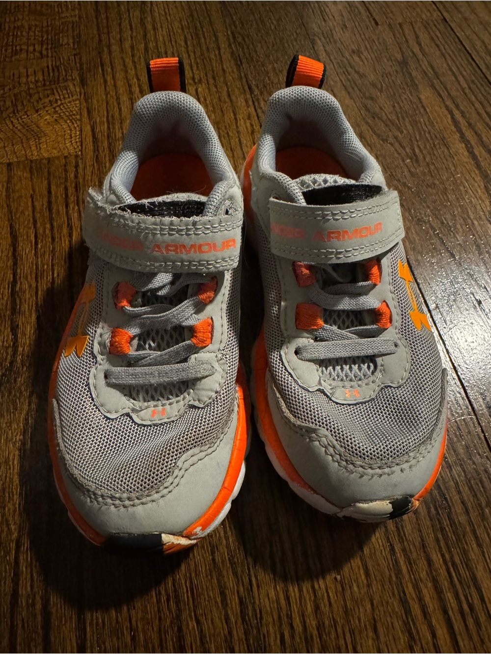 Under Armour Kids Gray and Orange Hook-and-Loop Sneakers